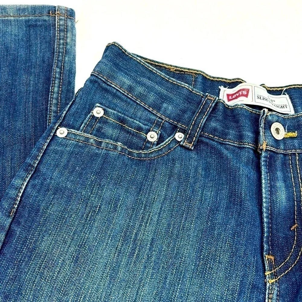 UEC Levi’s straight leg fit kids size 14